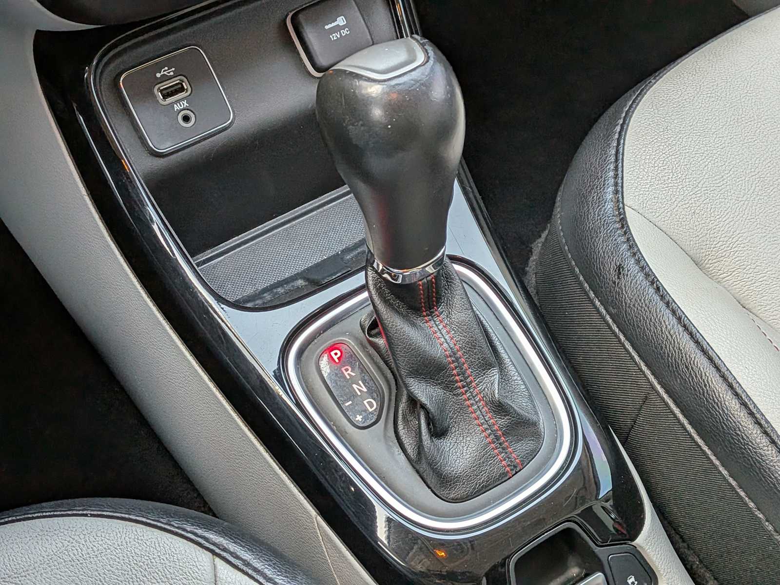 Thumbnail: 2018 Jeep Compass - 32