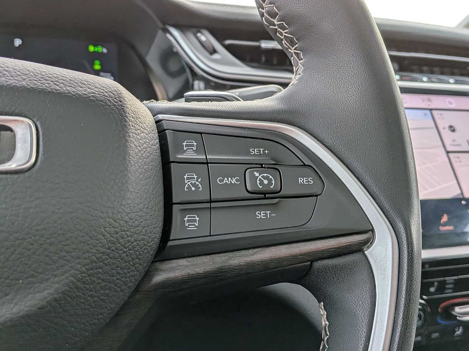 Thumbnail: 2024 Jeep Grand Cherokee - 18