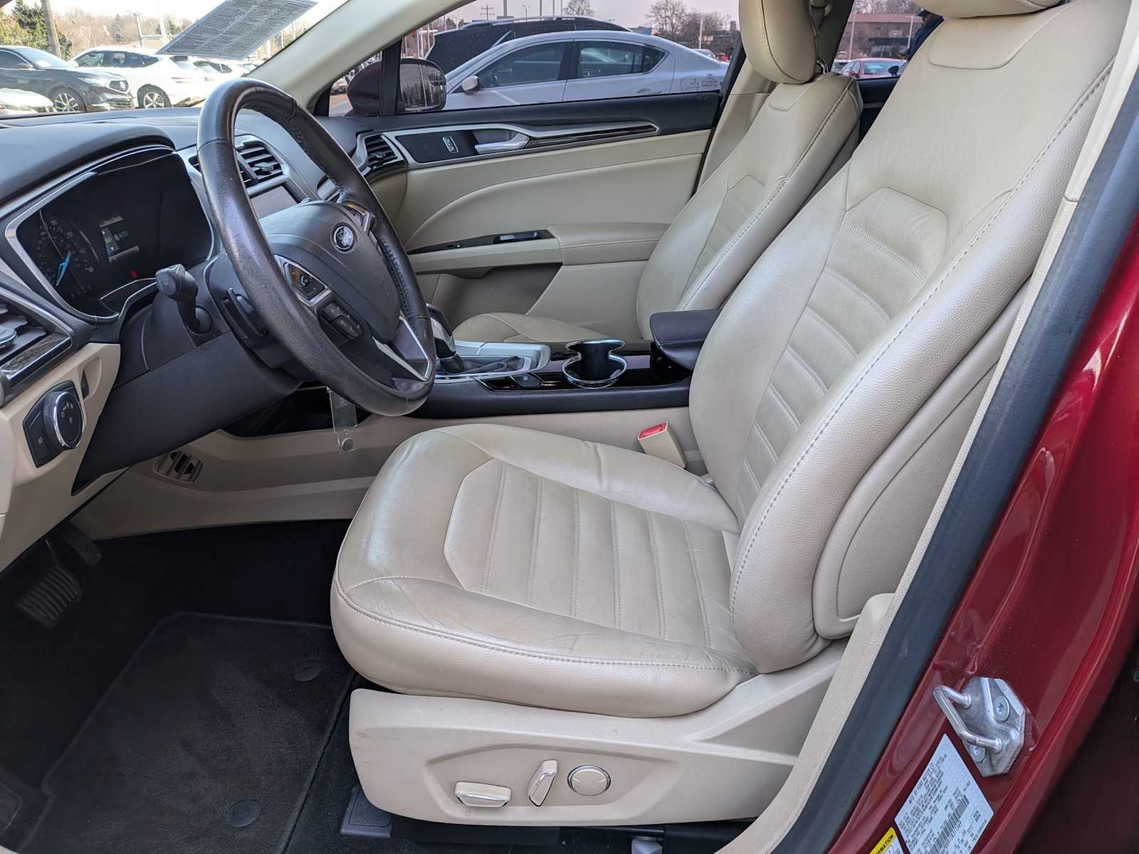 Thumbnail: 2014 Ford Fusion - 14