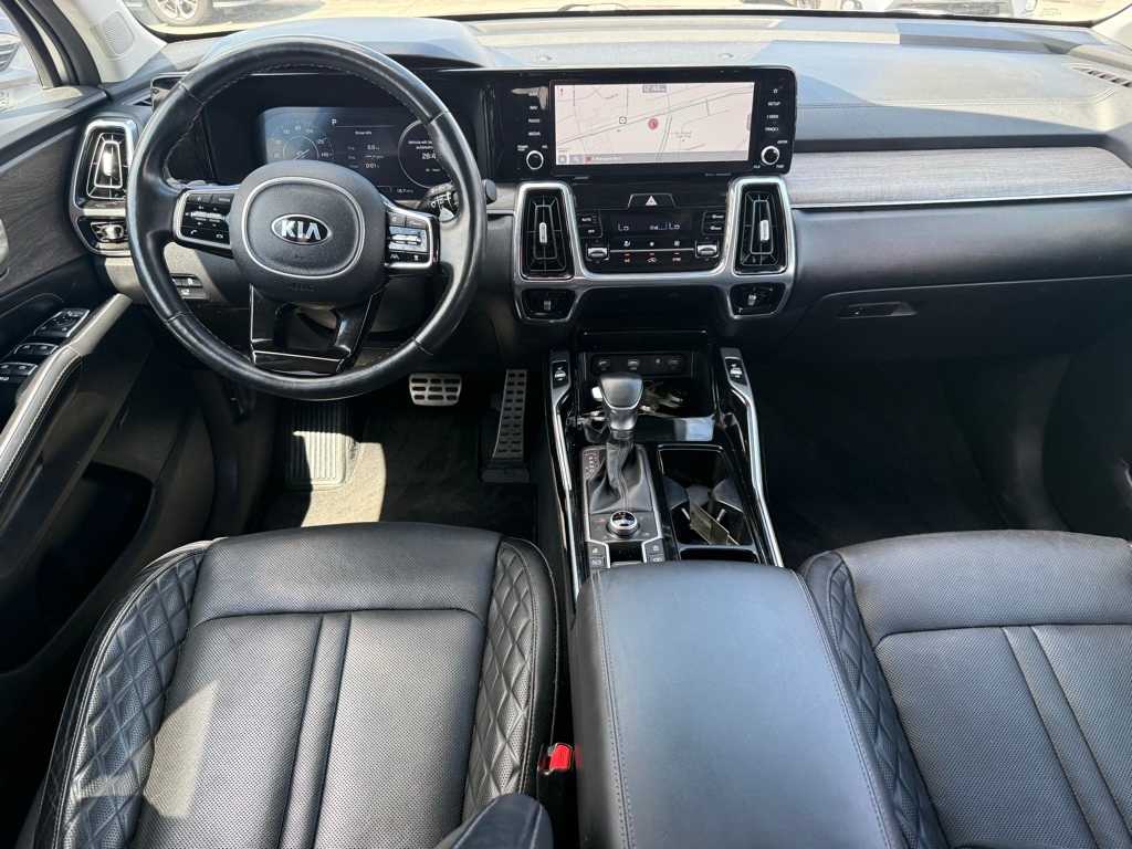Thumbnail: 2021 Kia Sorento - 10