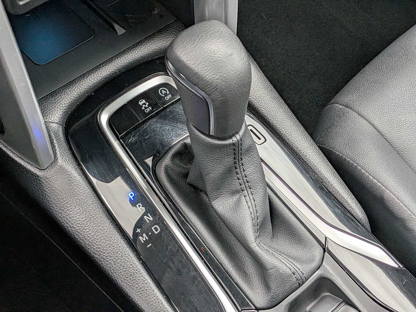 Thumbnail: 2022 Toyota Corolla Cross - 30