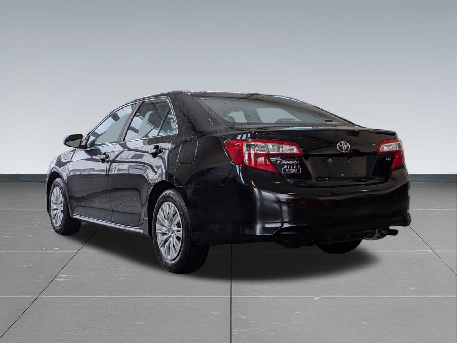 Thumbnail: 2013 Toyota Camry - 4