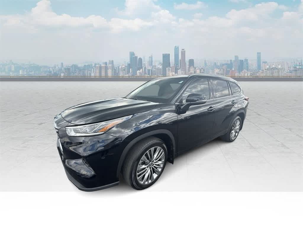 2021 Toyota Highlander Platinum -
                  Waukesha, WI
