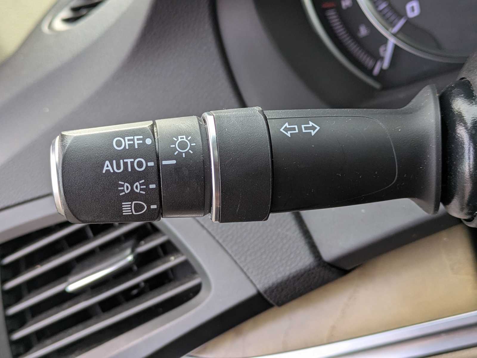 Thumbnail: 2019 Acura MDX - 27