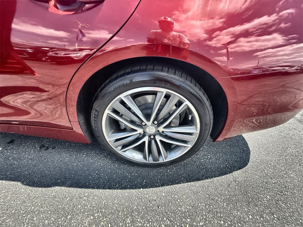 Thumbnail: 2015 INFINITI Q50 - 13