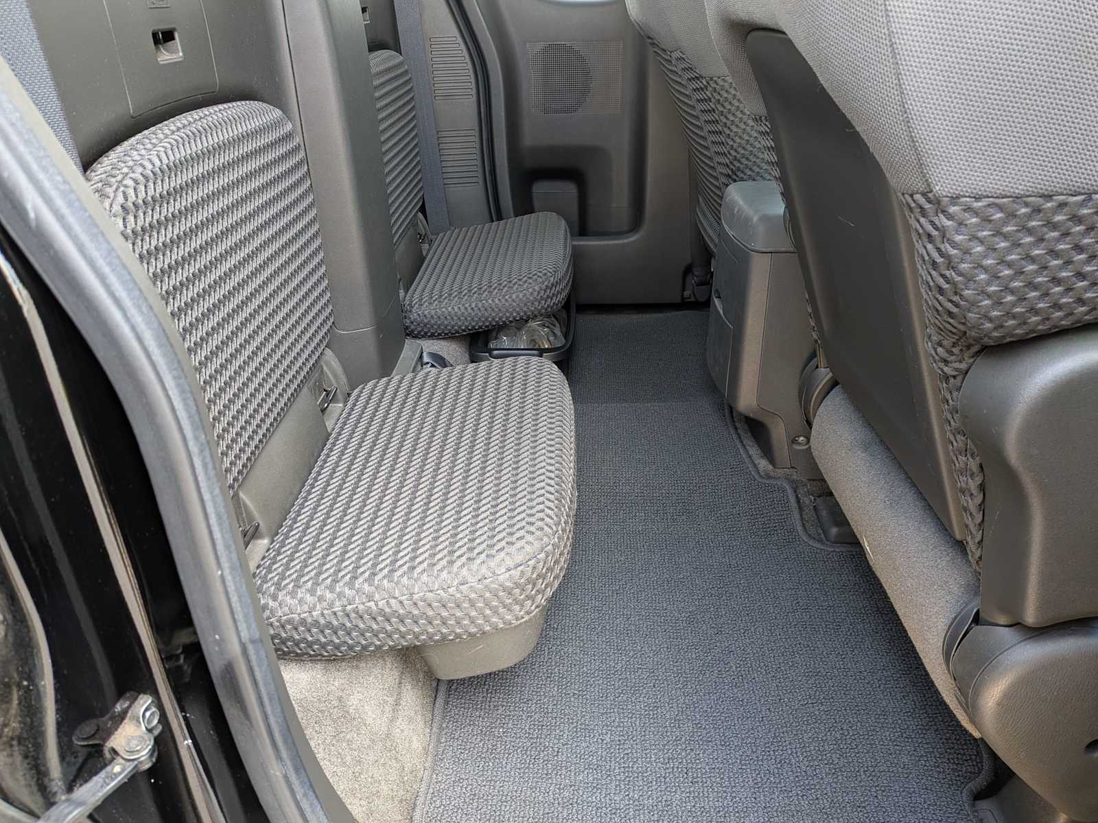 Thumbnail: 2011 Nissan Frontier - 16