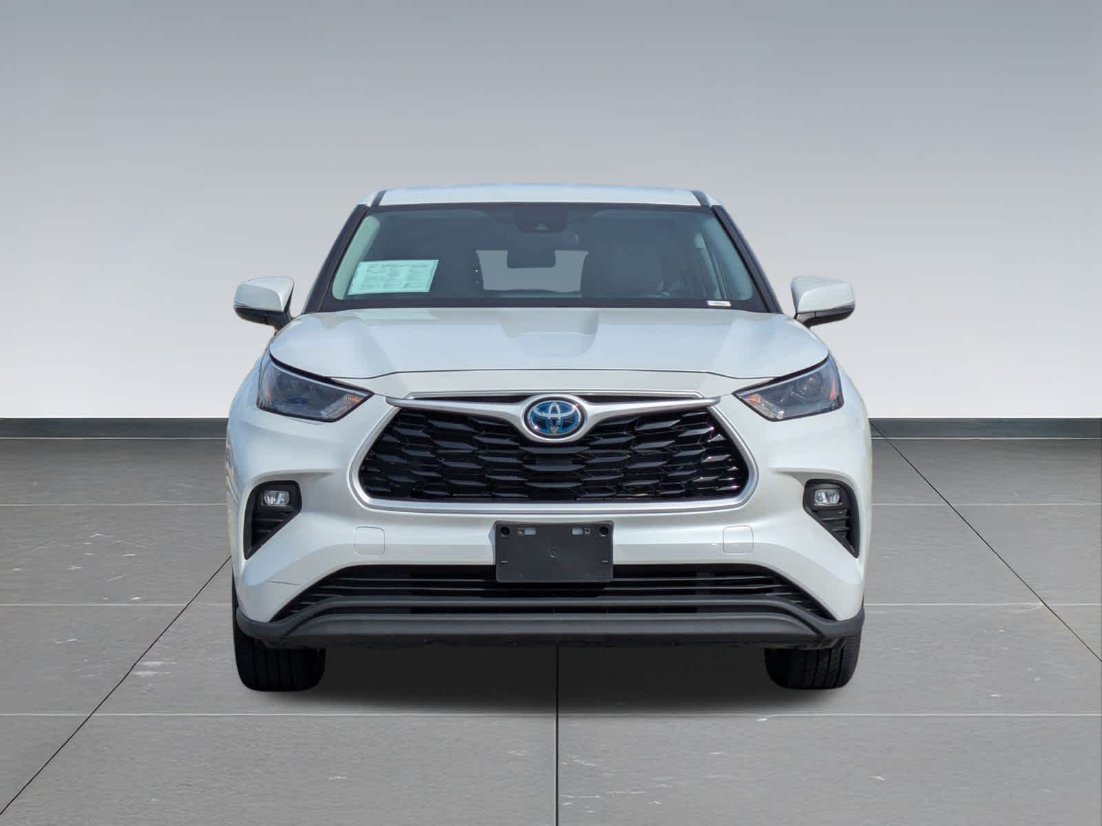 Thumbnail: 2022 Toyota Highlander - 9