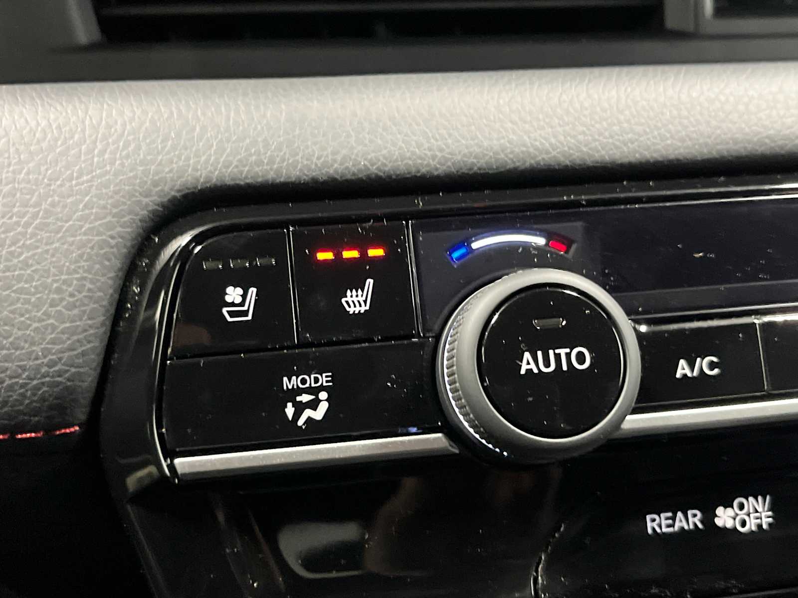 Thumbnail: 2026 Honda Pilot - 21