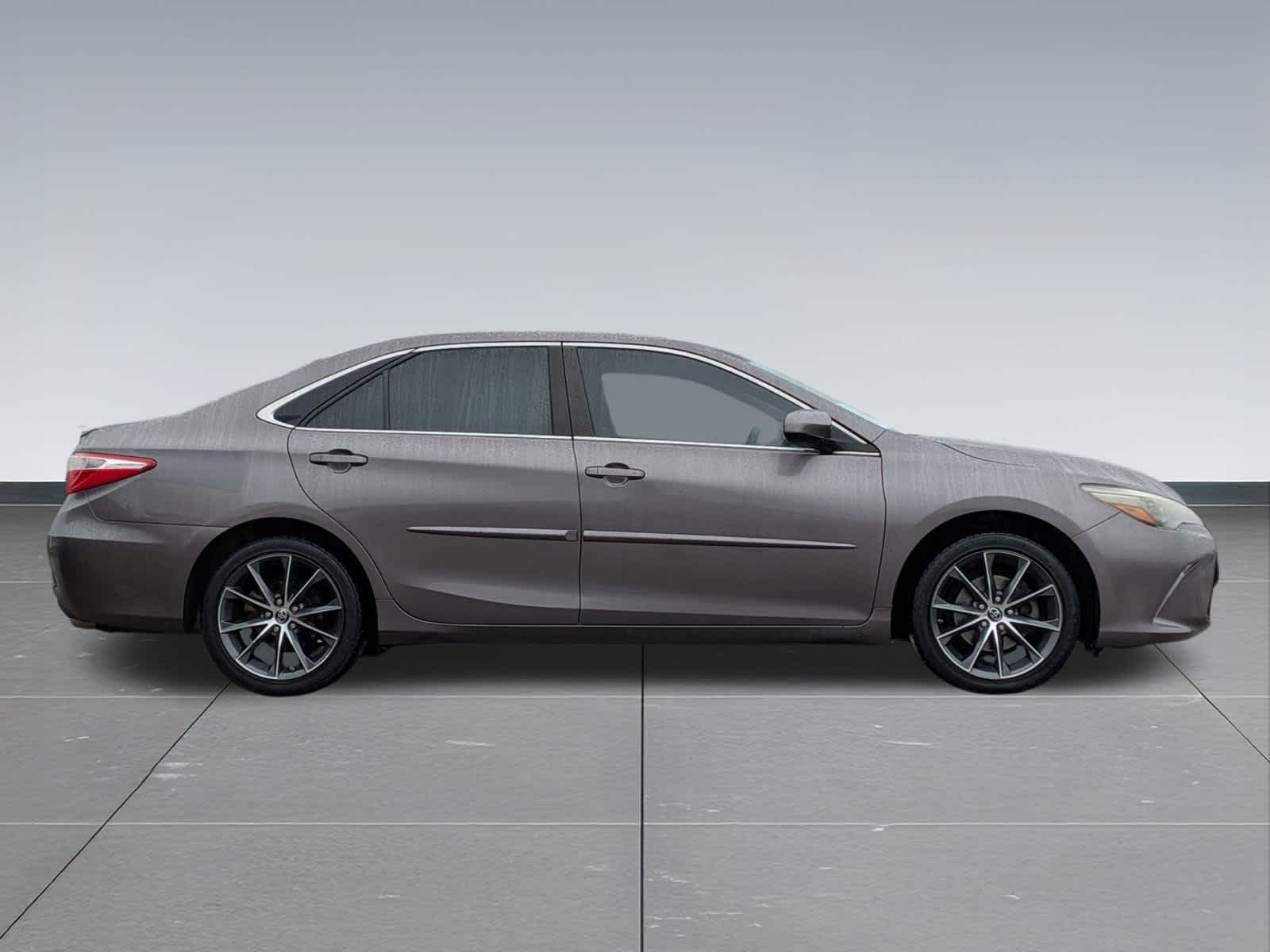 Thumbnail: 2015 Toyota Camry - 7