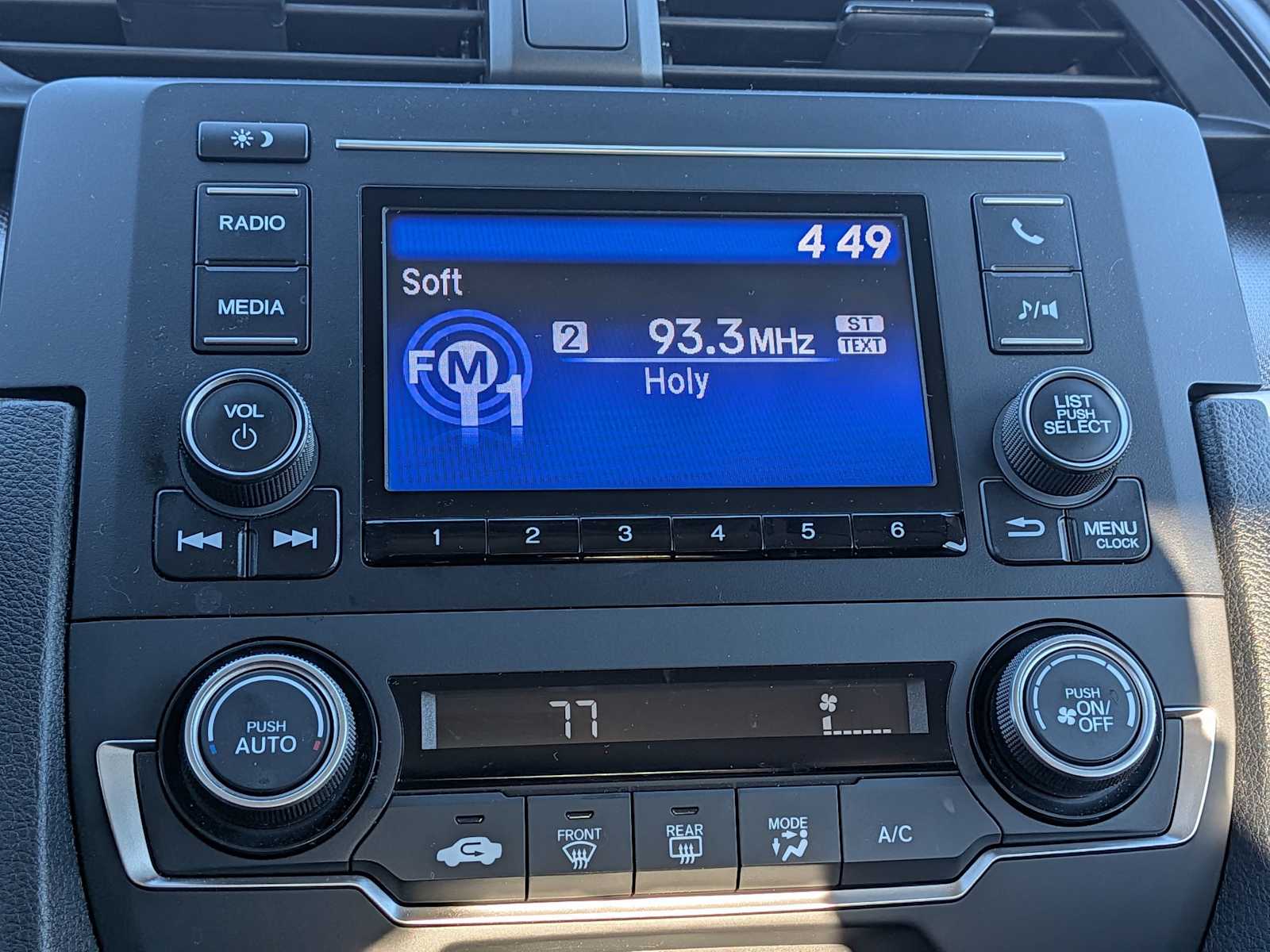 Thumbnail: 2020 Honda Civic - 26