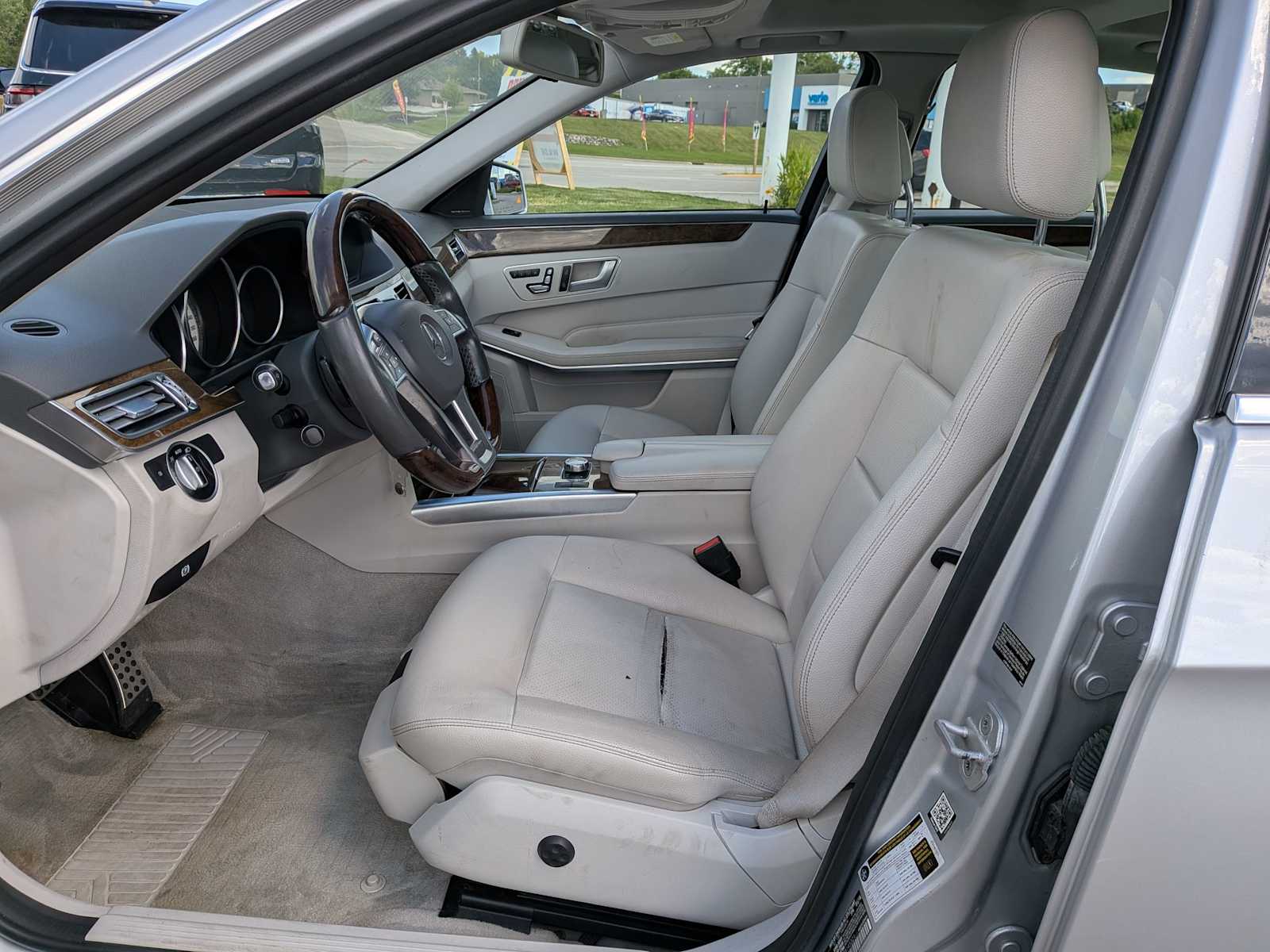 Thumbnail: 2015 Mercedes-Benz E-Class - 13