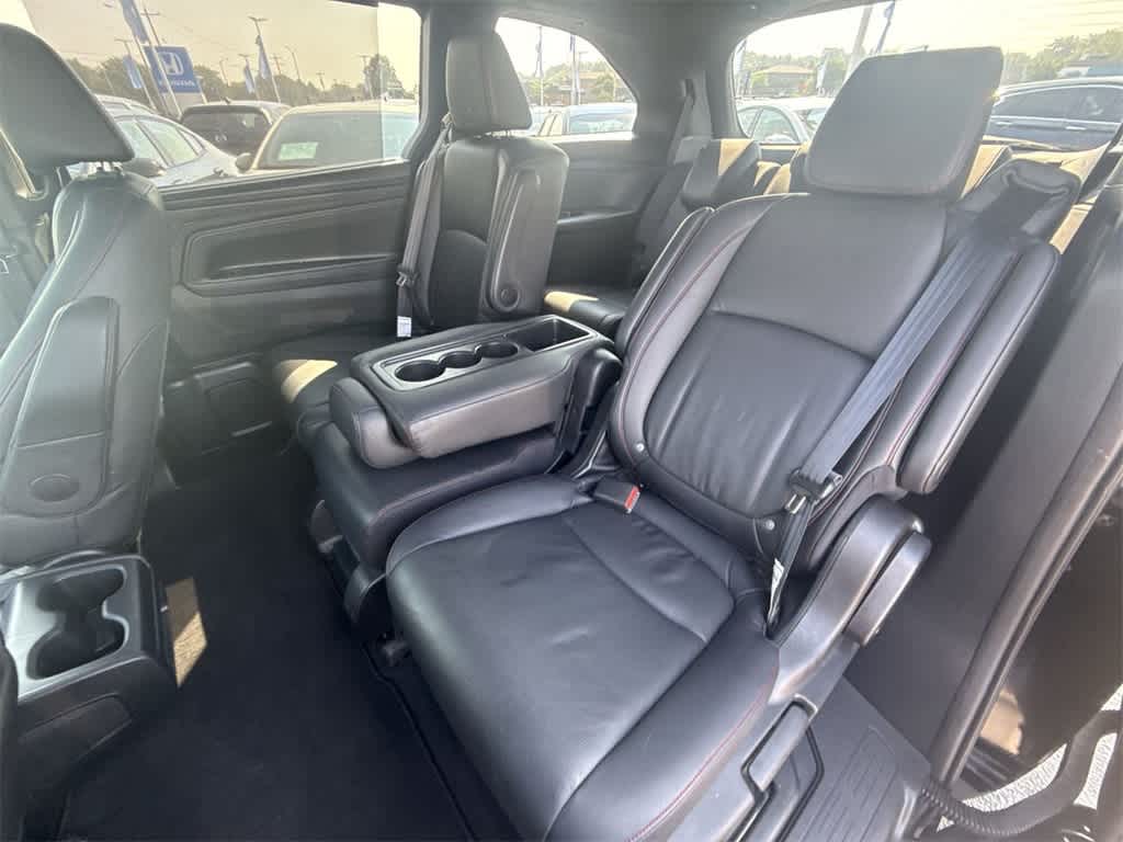 Thumbnail: 2023 Honda Odyssey - 18