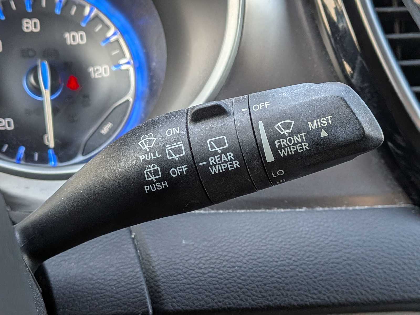 Thumbnail: 2020 Chrysler Pacifica - 24