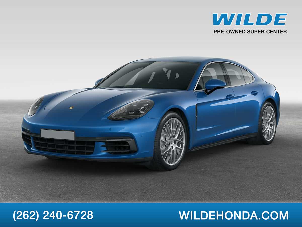 2017 Porsche Panamera 4 -
                  Waukesha, WI