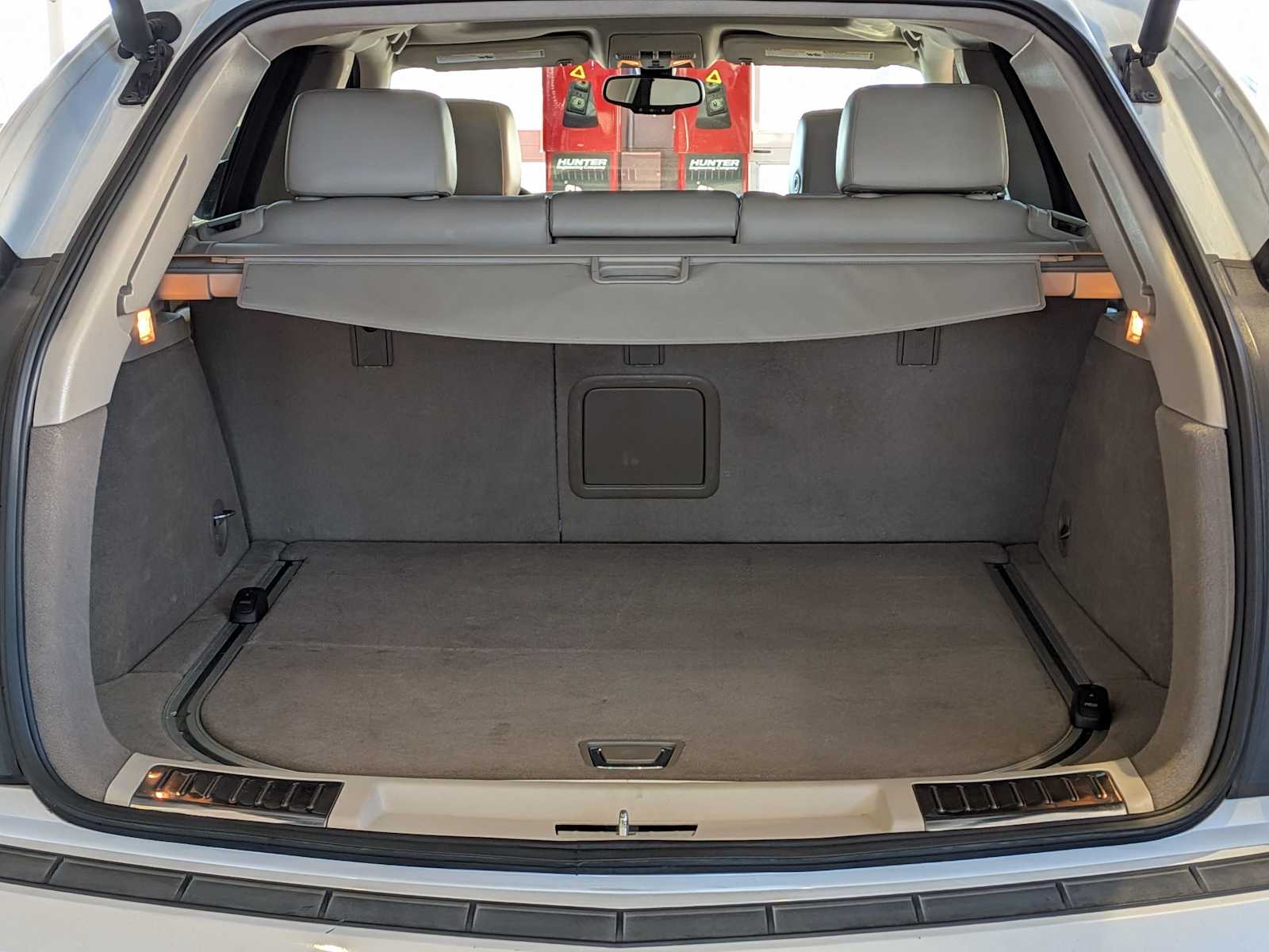 Thumbnail: 2016 Cadillac SRX - 34