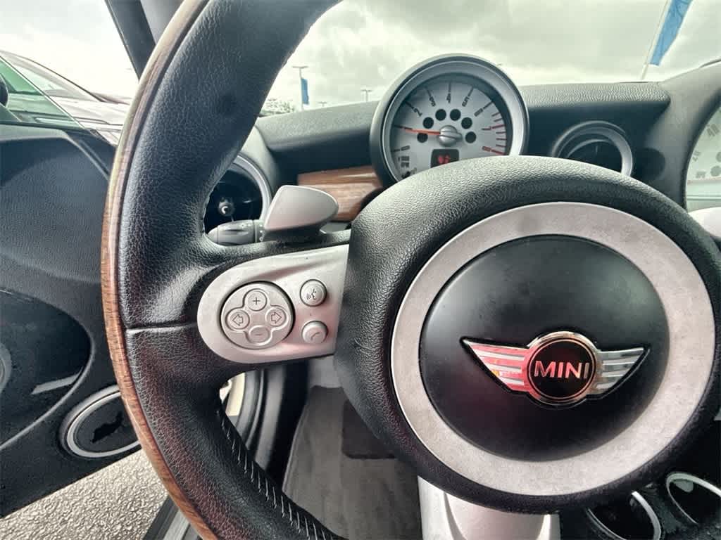 Thumbnail: 2009 MINI Cooper - 23