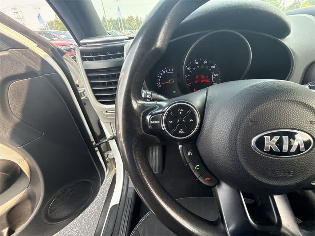 Thumbnail: 2015 Kia Soul - 22