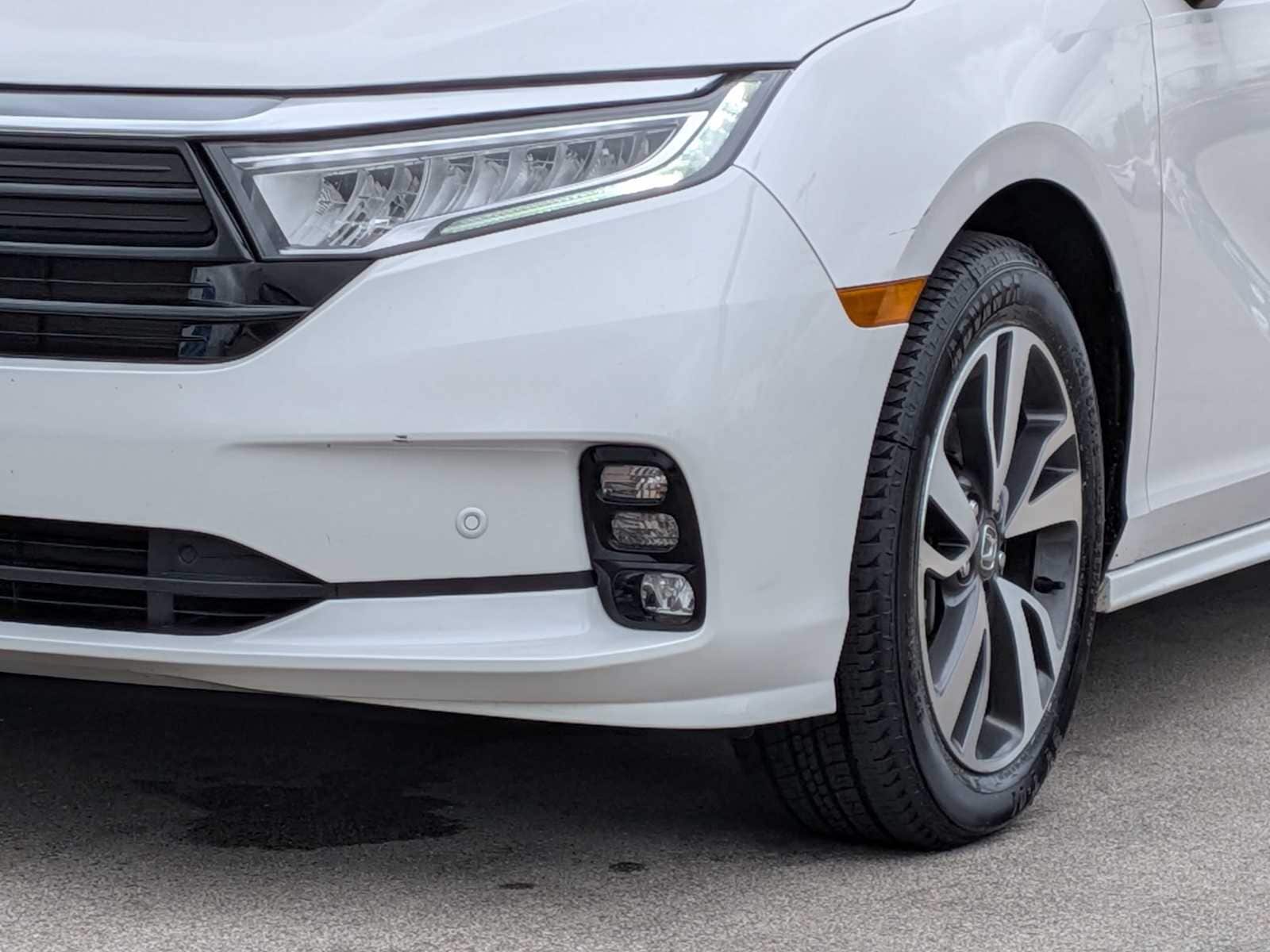 Thumbnail: 2023 Honda Odyssey - 10