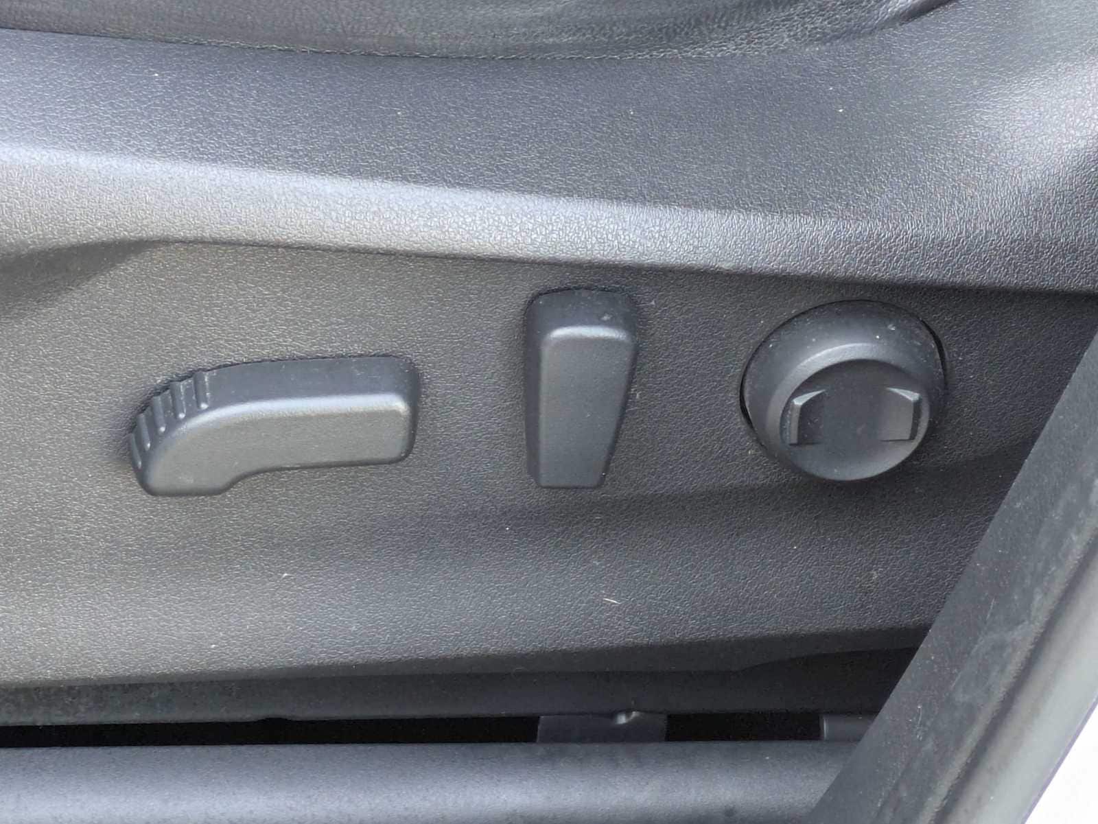 Thumbnail: 2022 Subaru Ascent - 16