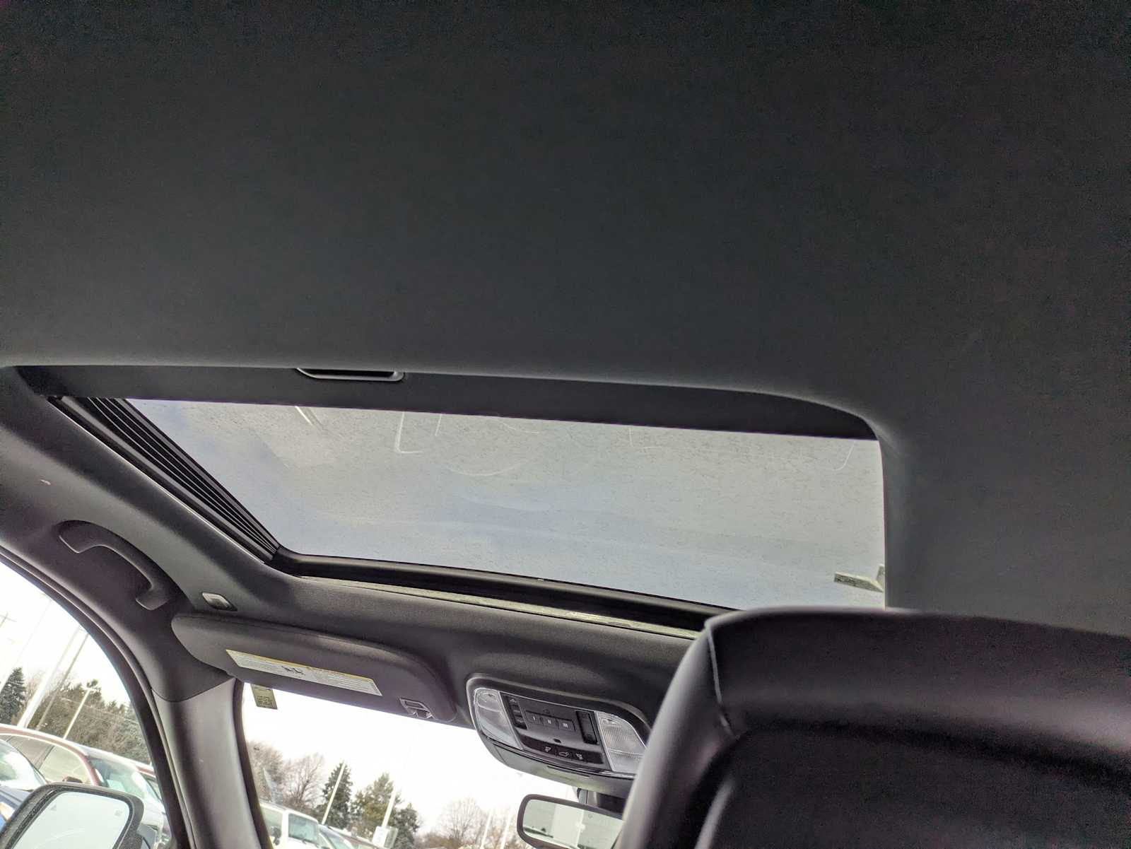 Thumbnail: 2020 Jeep Grand Cherokee - 20