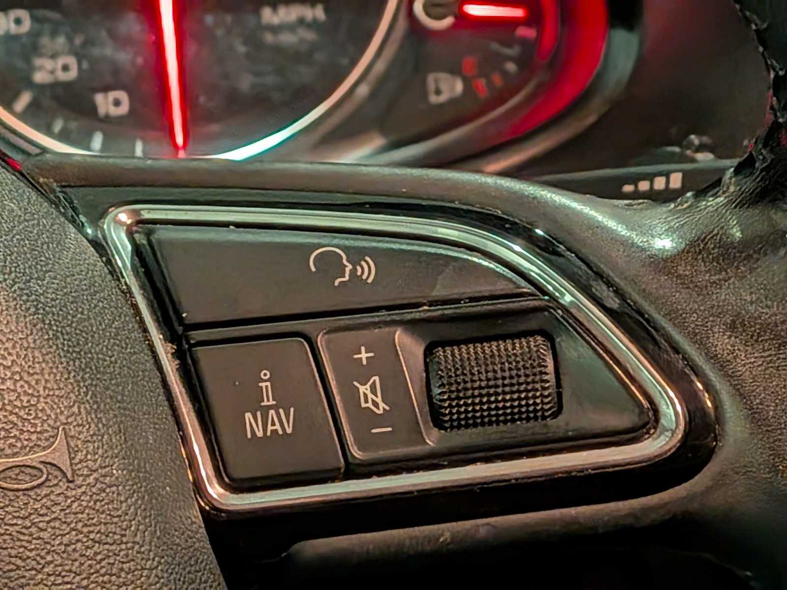 Thumbnail: 2015 Audi Q5 - 23