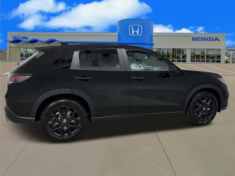 Thumbnail: 2025 Honda HR-V - 8