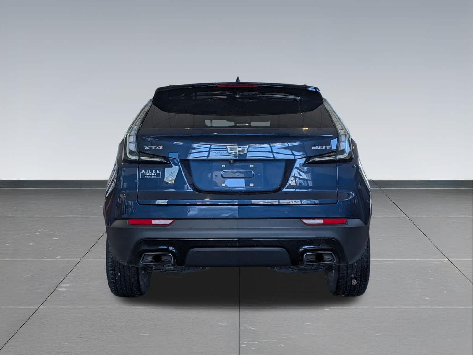 Thumbnail: 2019 Cadillac XT4 - 4