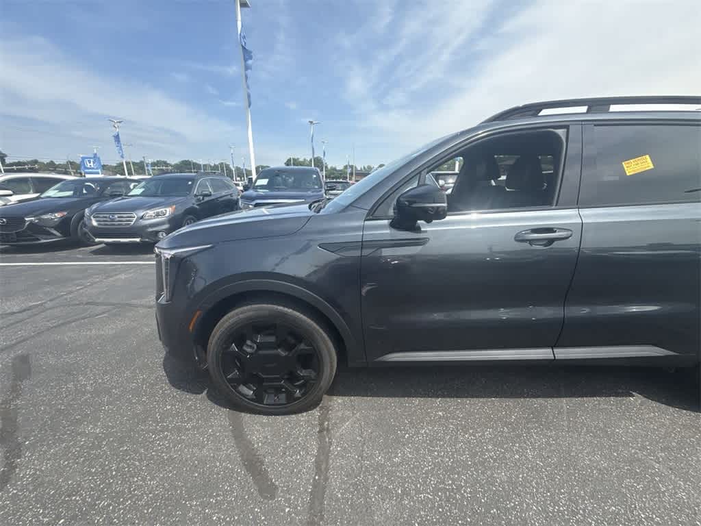 Thumbnail: 2025 Kia Sorento - 3