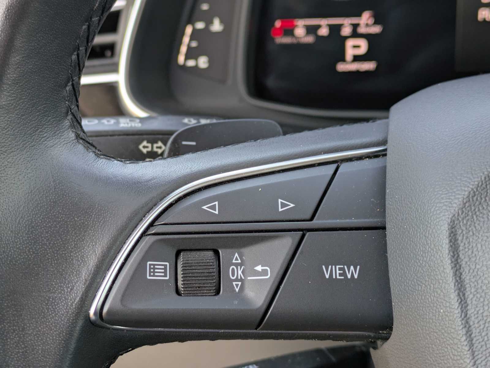 Thumbnail: 2023 Audi Q7 - 24