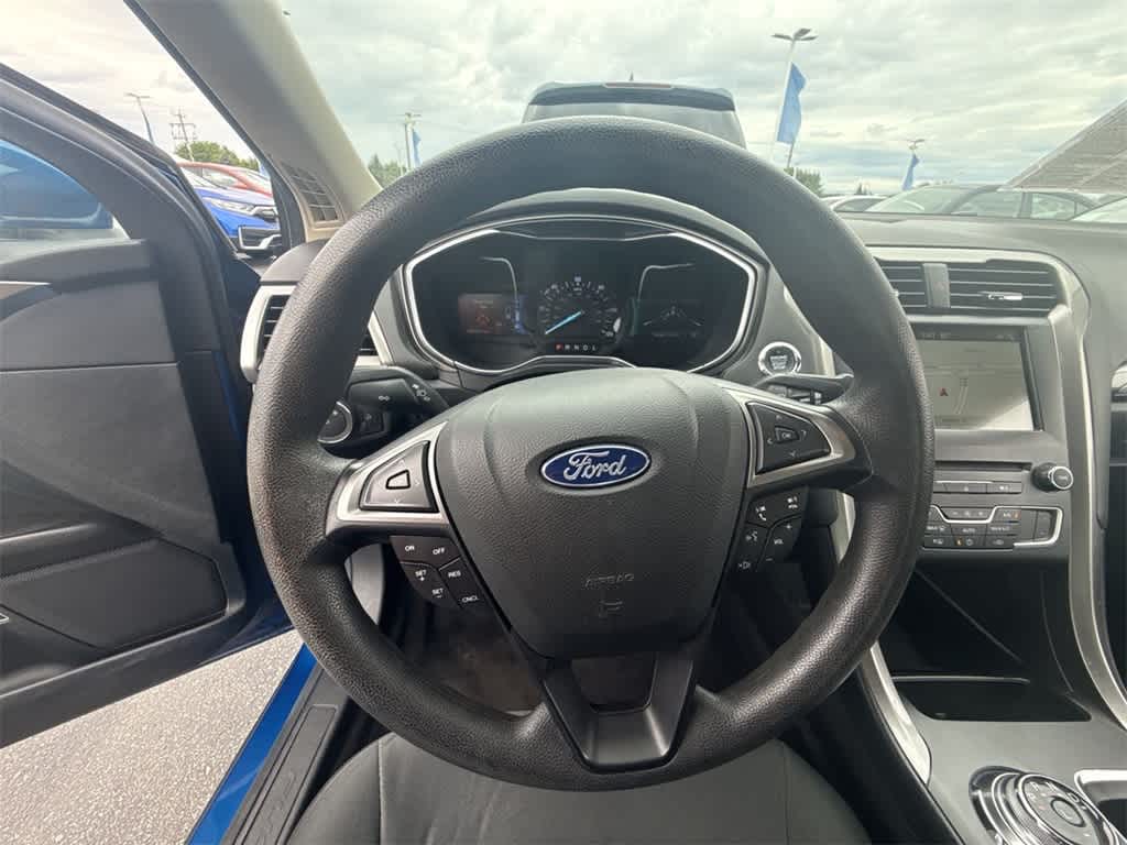 Thumbnail: 2018 Ford Fusion - 21