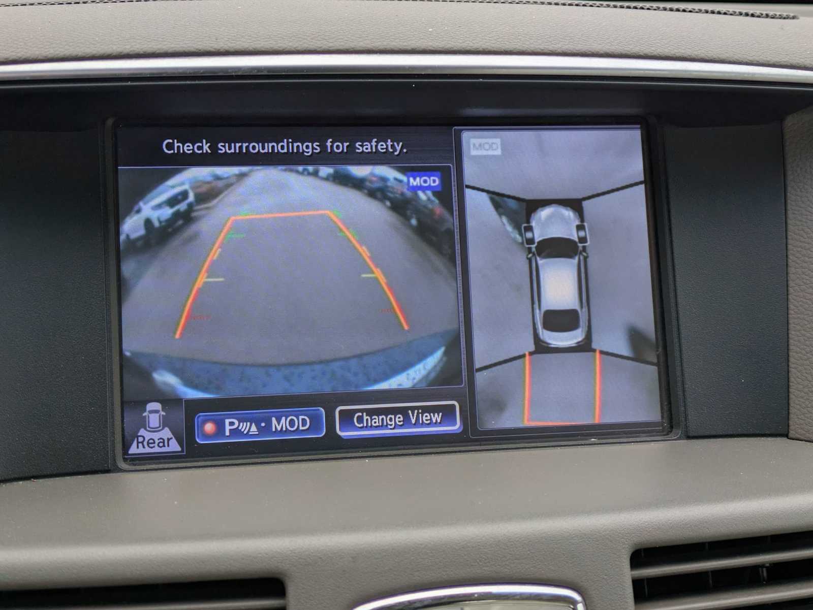 Thumbnail: 2016 INFINITI Q70 - 30