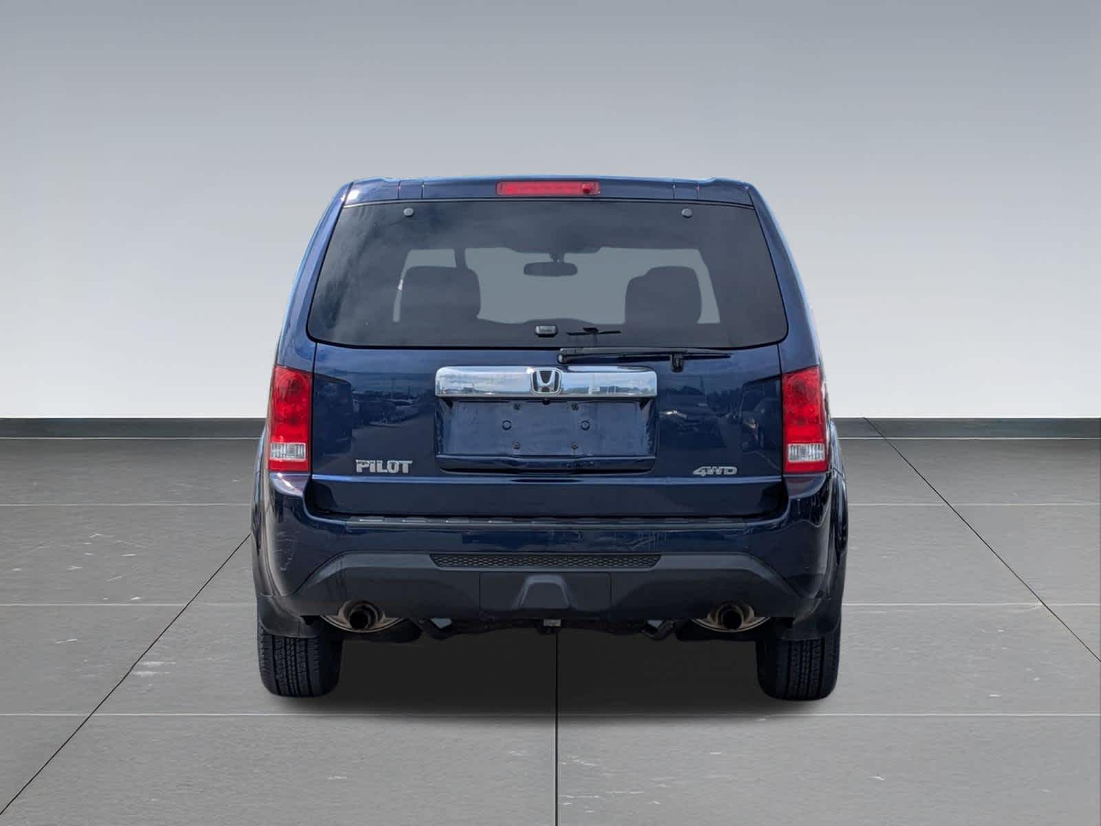Thumbnail: 2015 Honda Pilot - 4