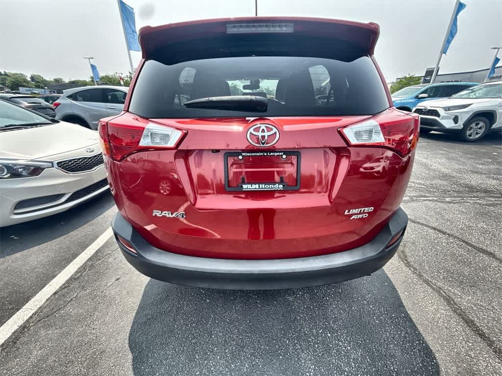 2015 Toyota RAV4 Limited 11