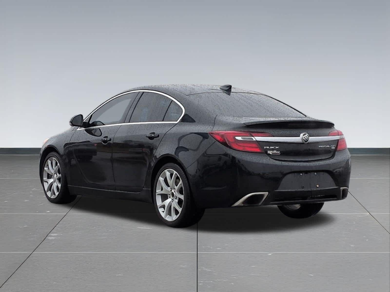 Thumbnail: 2017 Buick Regal - 5