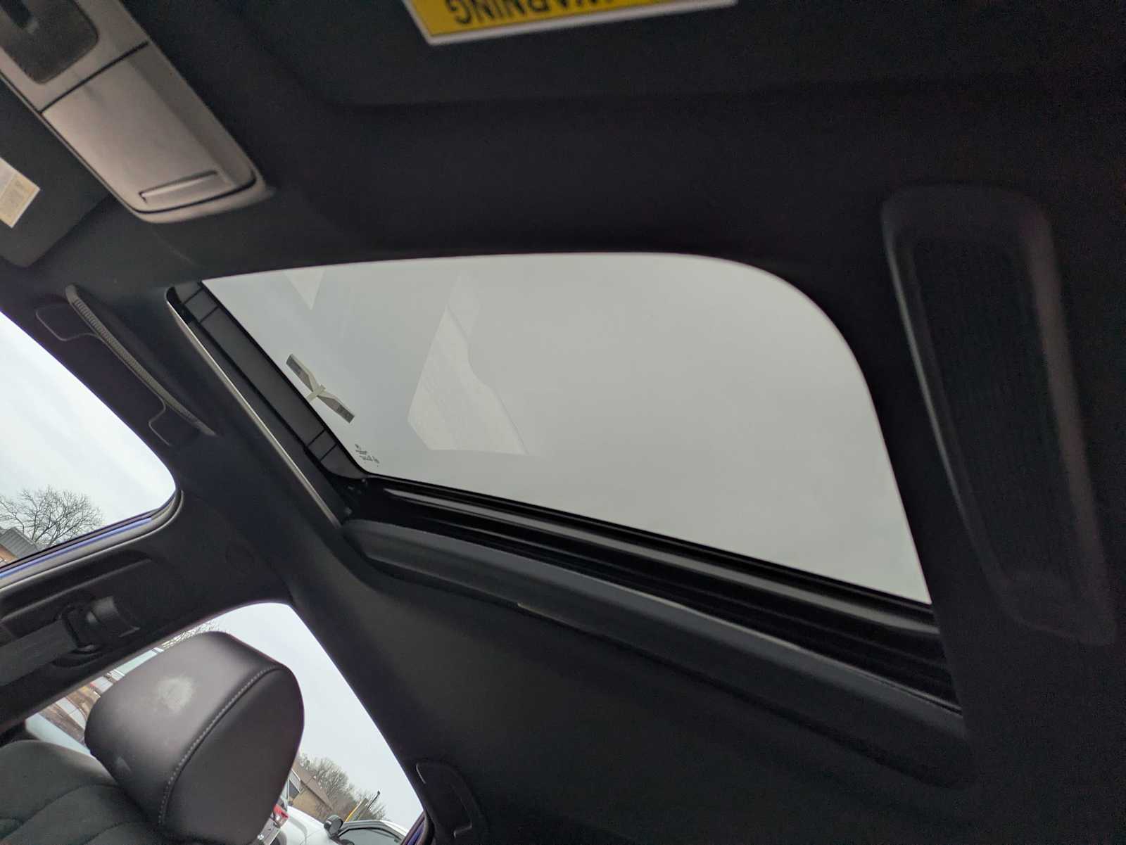 Thumbnail: 2023 Acura Integra - 18