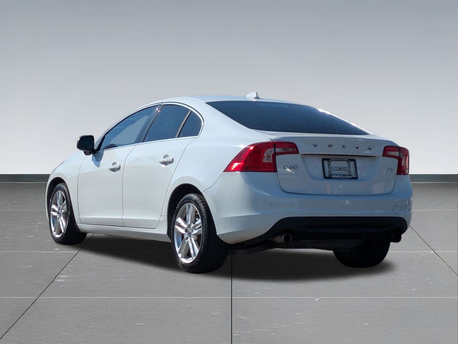 2013 Volvo S60 T5 photo 4