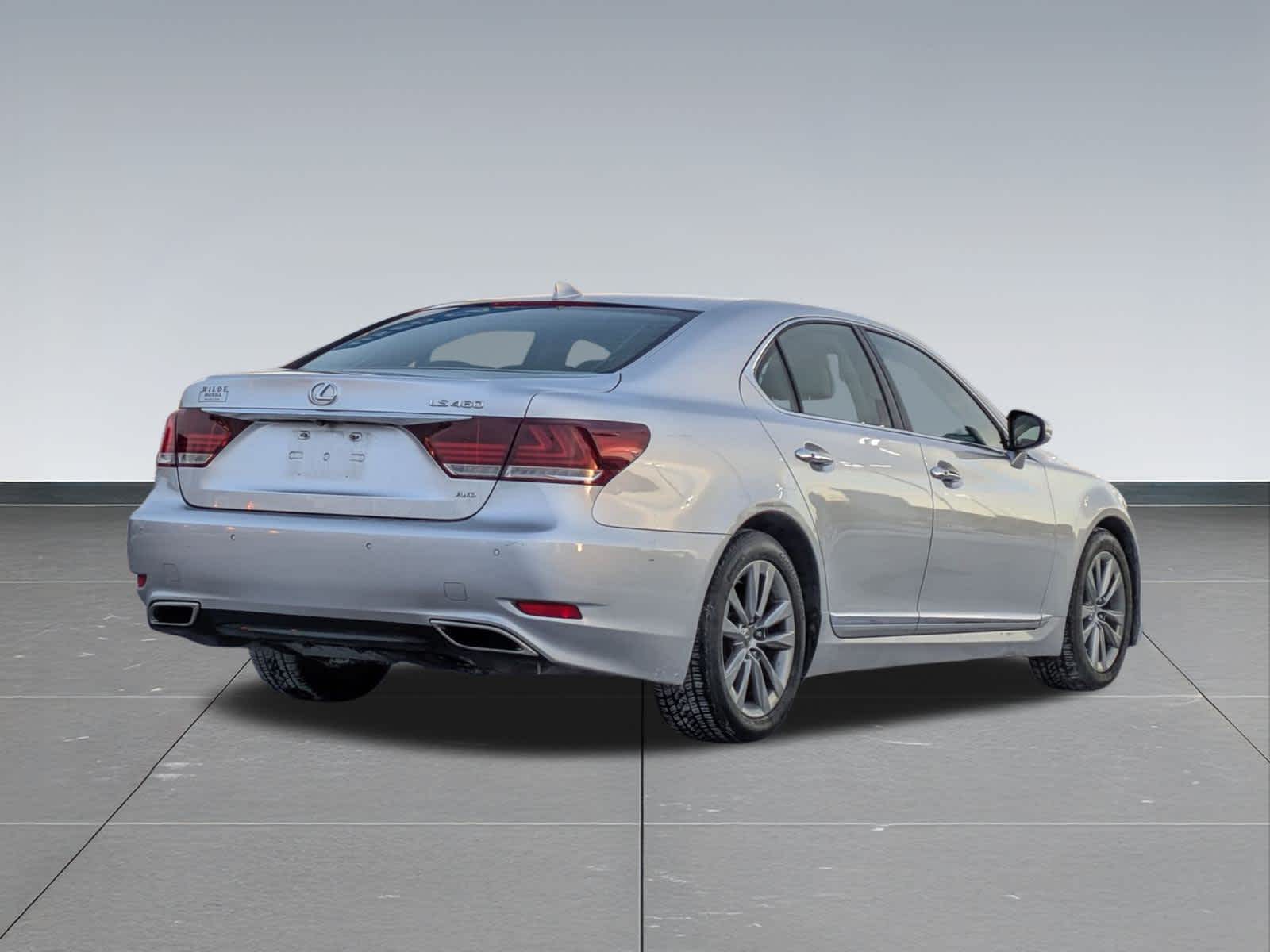 Thumbnail: 2015 Lexus LS - 6