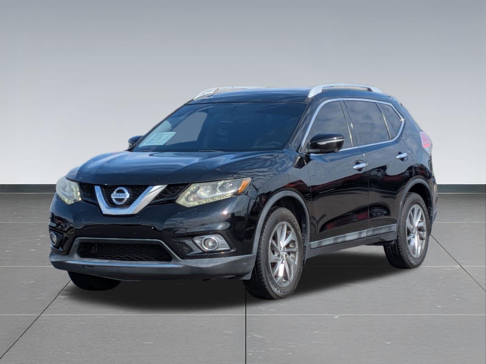 Thumbnail: 2015 Nissan Rogue - 9