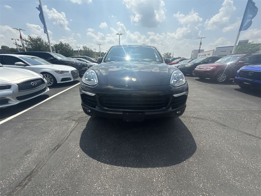 Thumbnail: 2015 Porsche Cayenne - 10