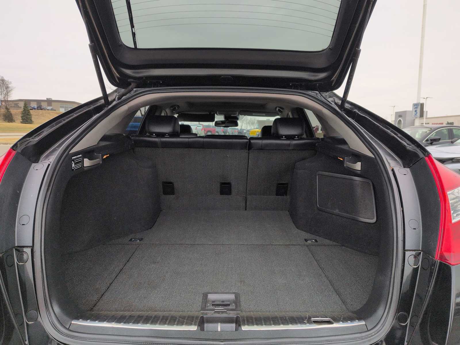 Thumbnail: 2013 Honda Crosstour - 32