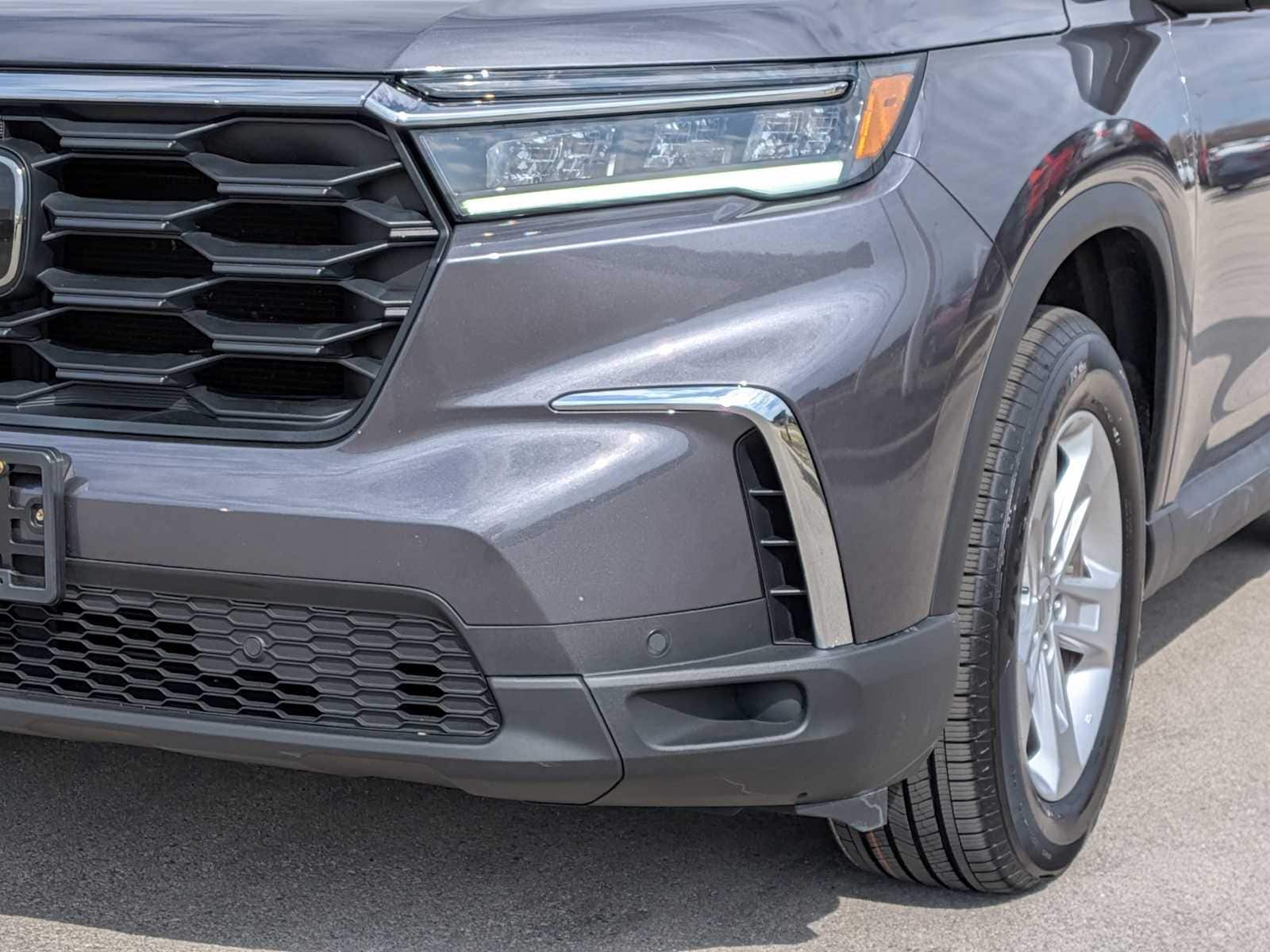Thumbnail: 2023 Honda Pilot - 10