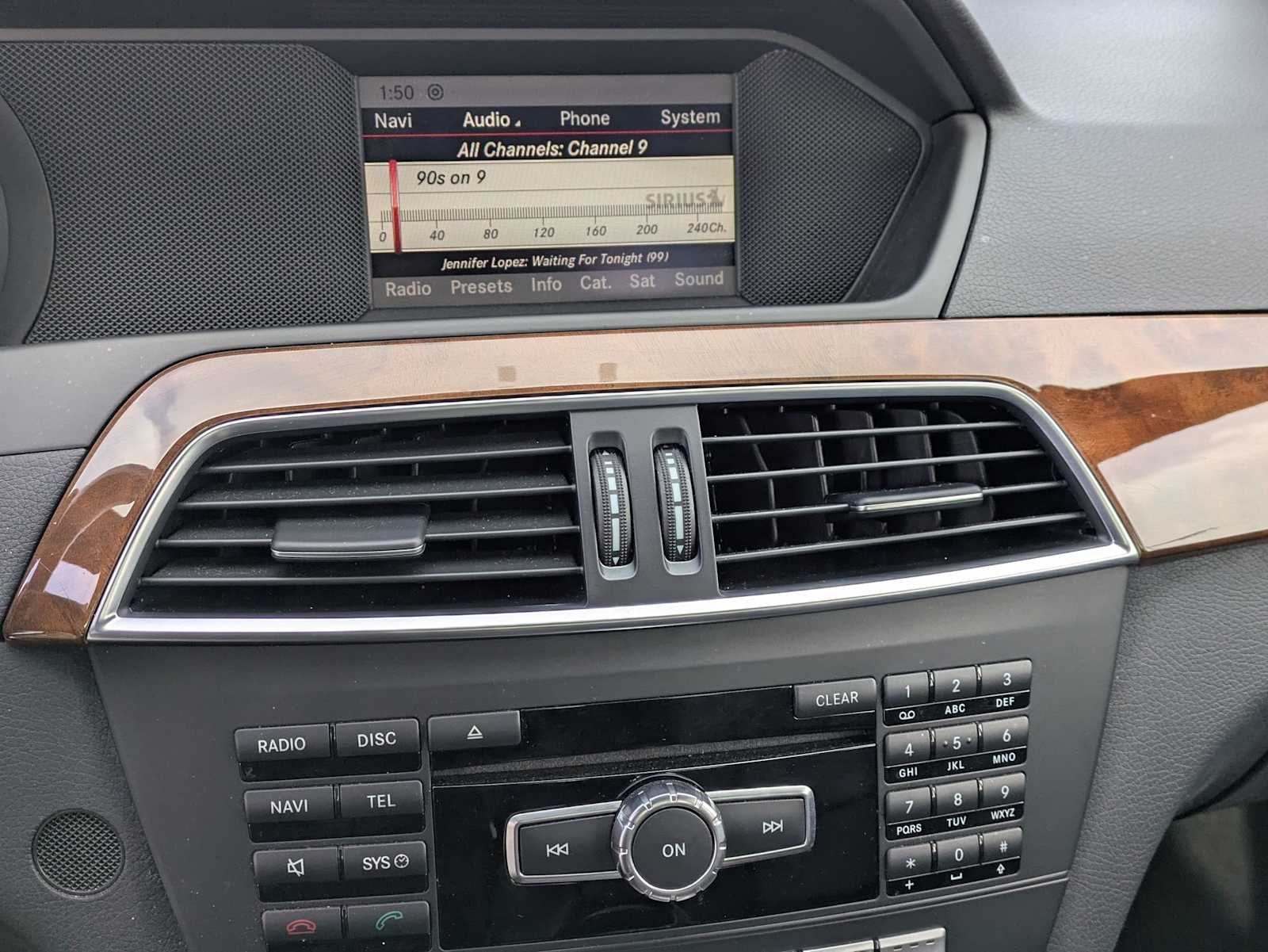 Thumbnail: 2013 Mercedes-Benz C-Class - 27