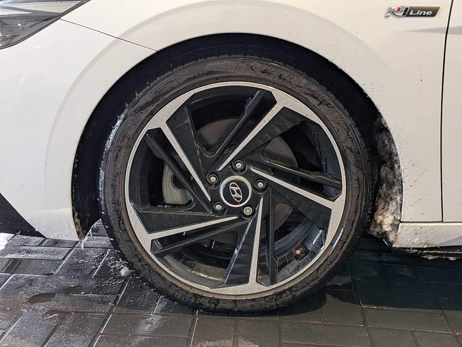 Thumbnail: 2021 Hyundai Elantra - 12