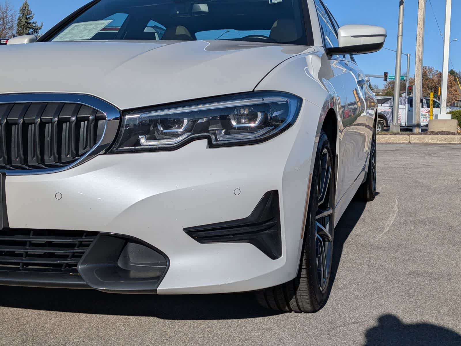 Thumbnail: 2021 BMW 3 Series - 10