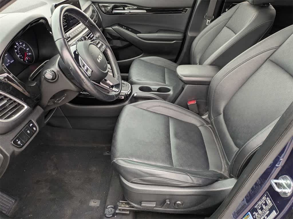 Thumbnail: 2023 Kia Seltos - 15