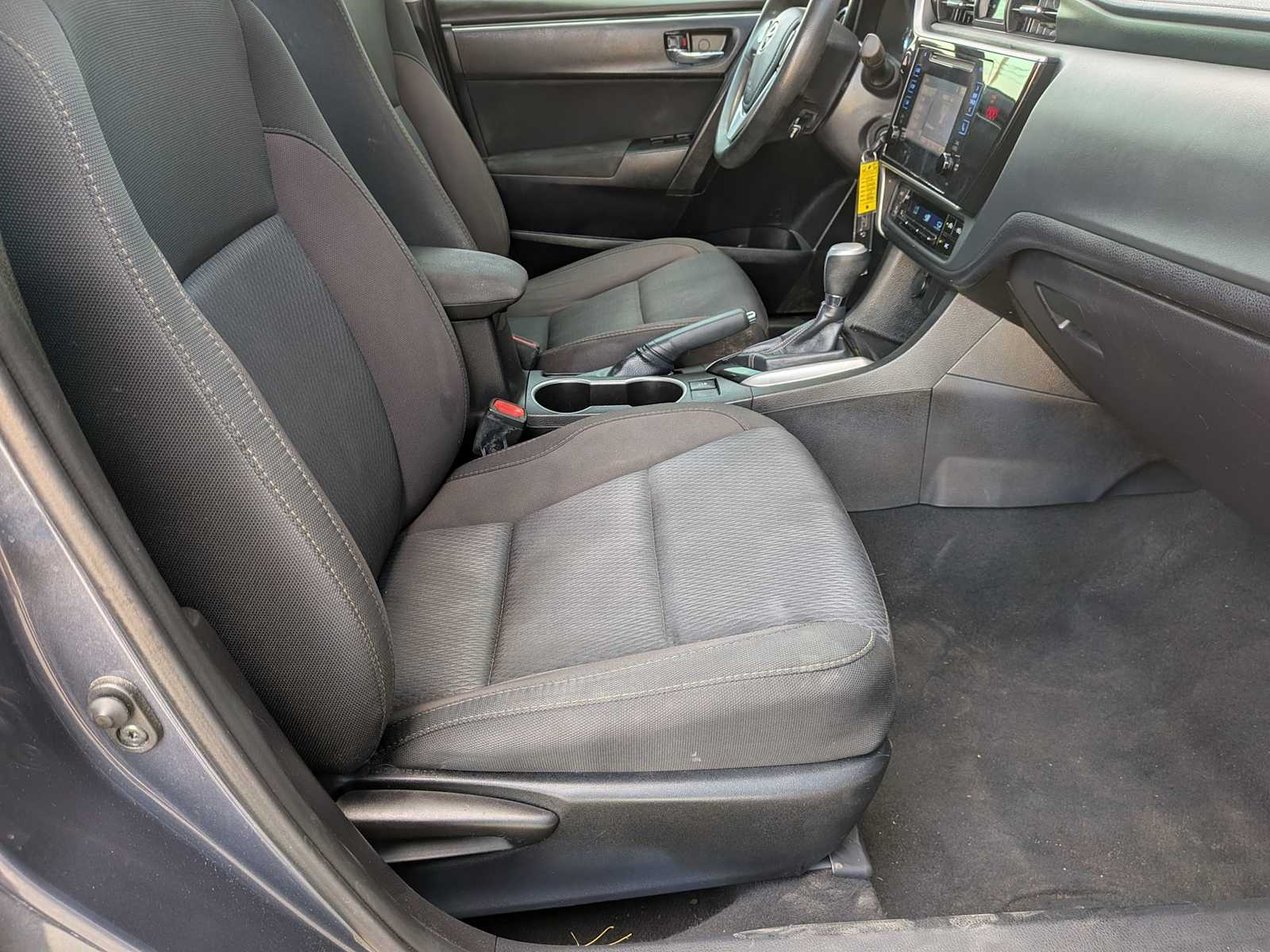 Thumbnail: 2018 Toyota Corolla - 18