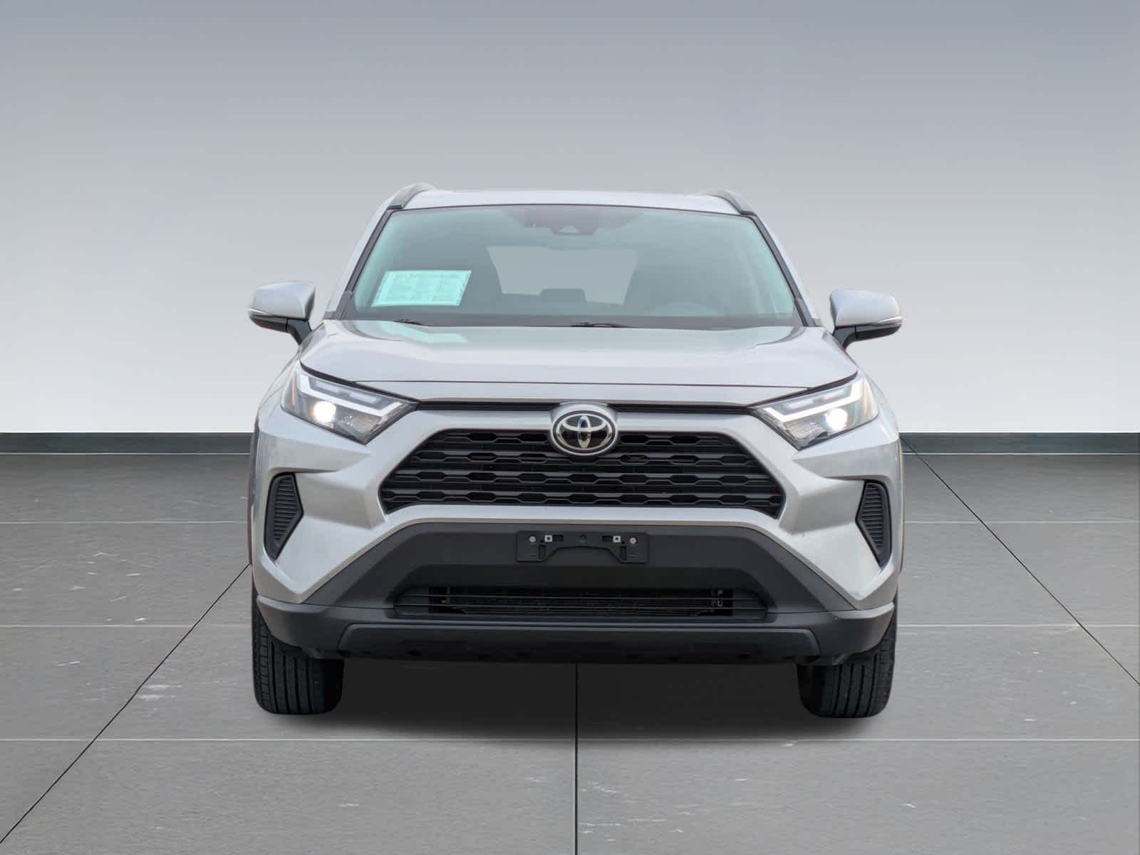 Thumbnail: 2023 Toyota RAV4 - 9
