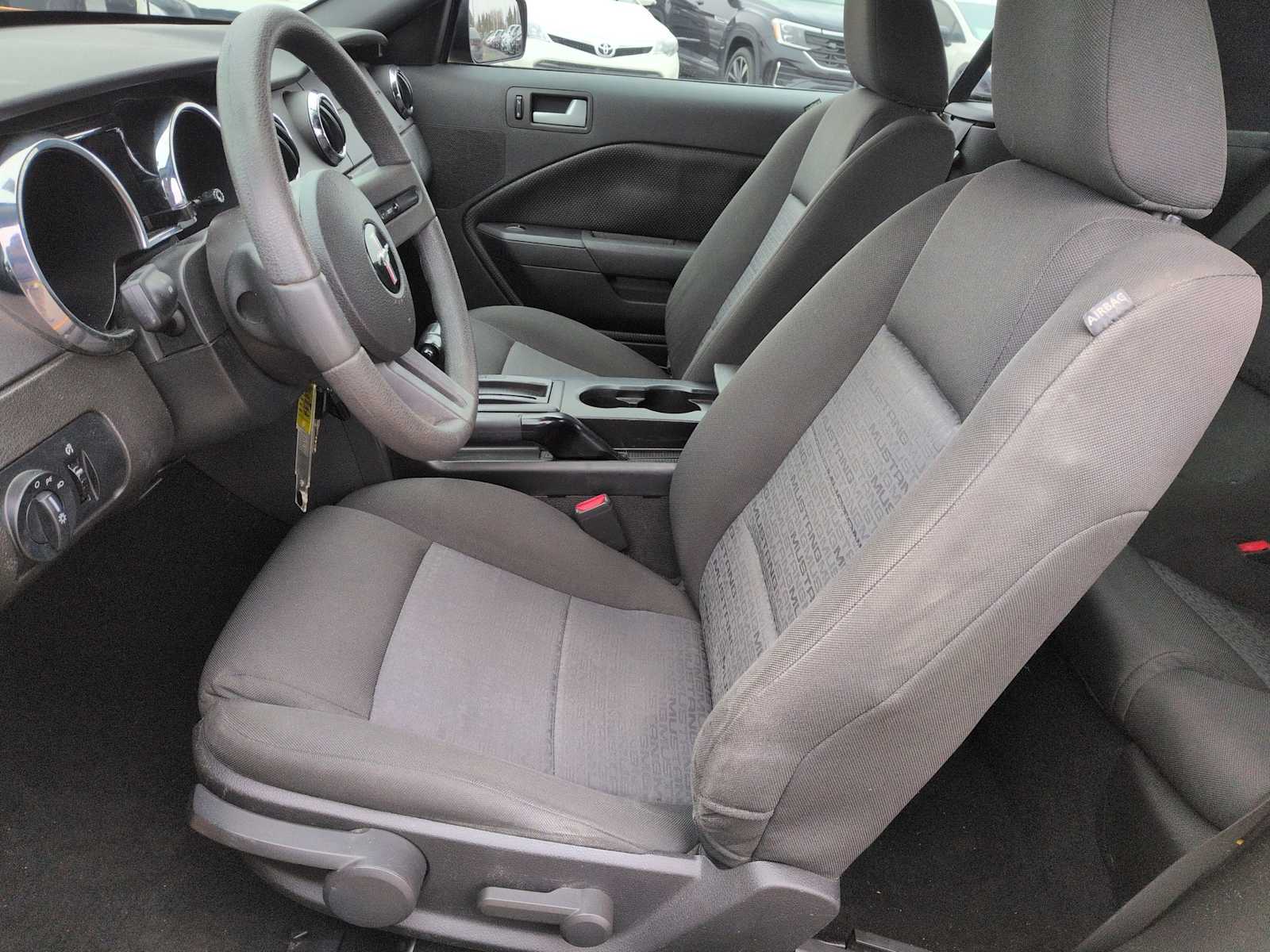 Thumbnail: 2009 Ford Mustang - 16