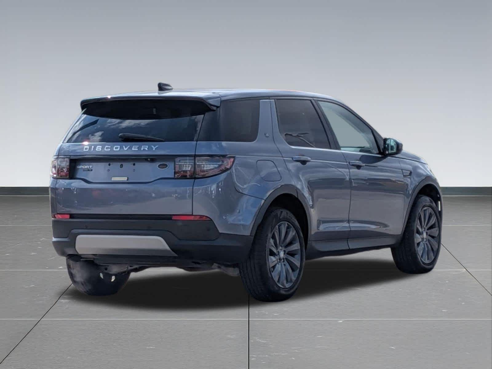Thumbnail: 2020 Land Rover Discovery Sport - 5