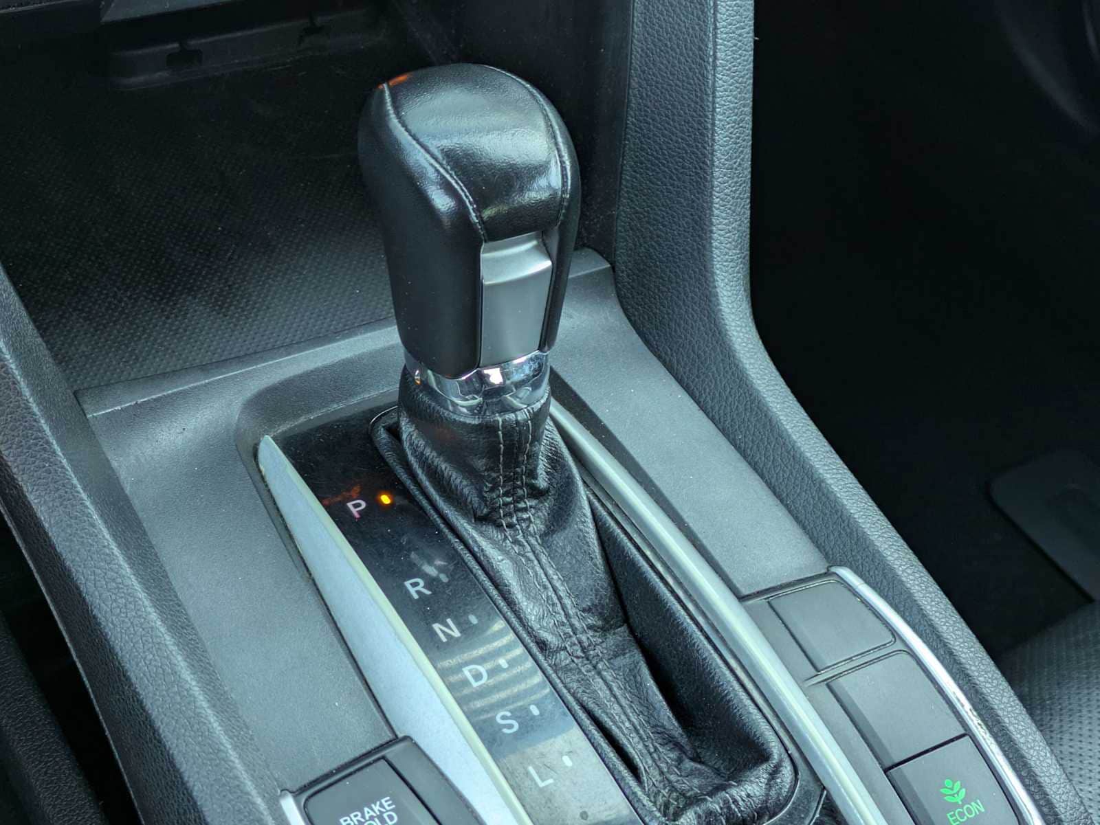 Thumbnail: 2017 Honda Civic - 32